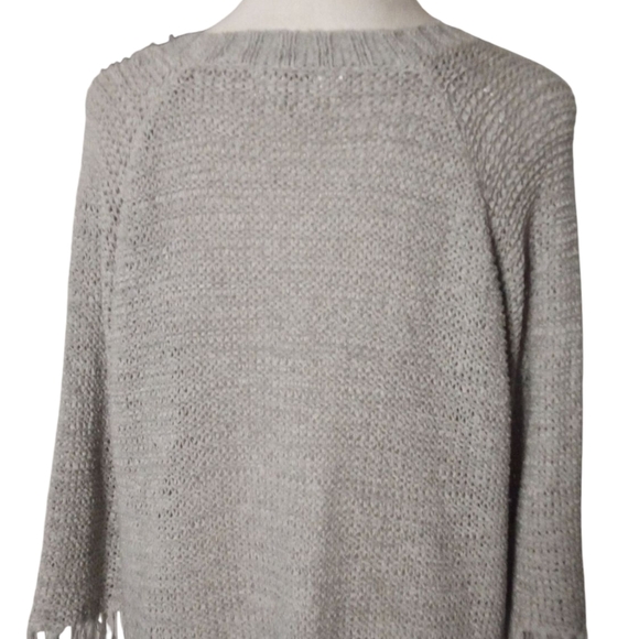 Entro Gray Open Knit Crochet Fringe Trim Half Sleeve Top Nylon Blend Size Small - Picture 6 of 8